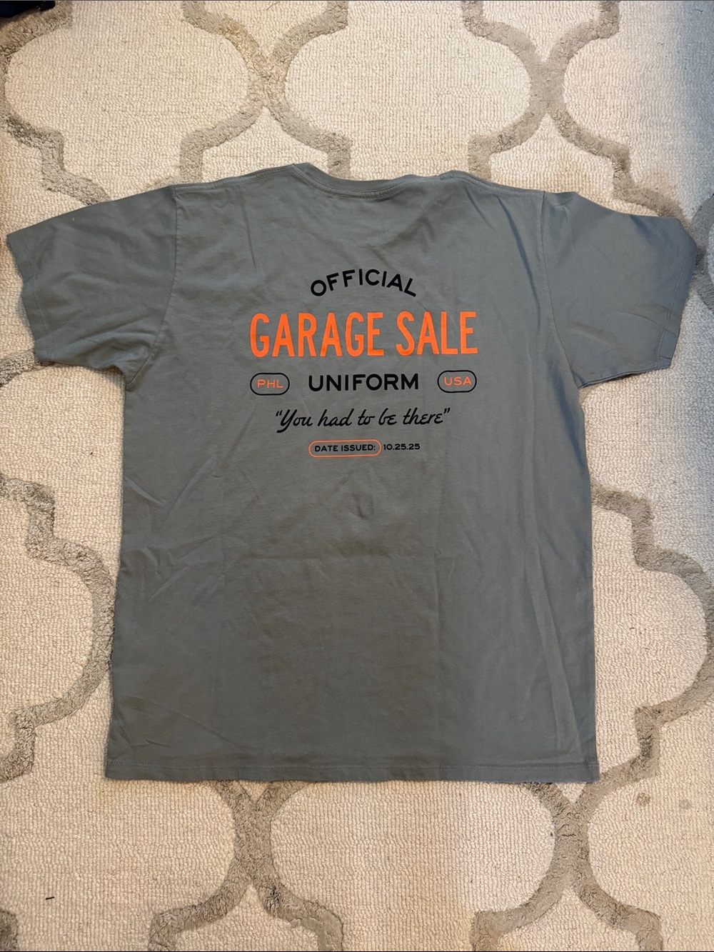 Vintage-Inspired Underdog Crewneck Tee - Picture 2 of 6